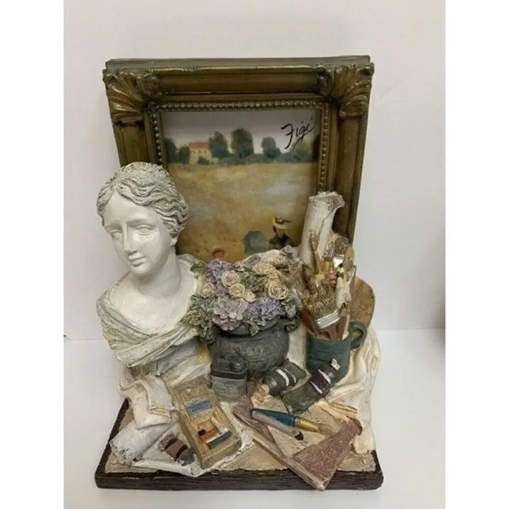 Figi Graphics Bookends Picture Frames Beige Still Life Artist Roman Busts